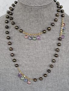 Copper pearl necklace with gems