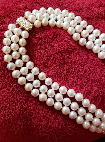 Cultured Pearl Necklace