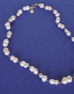 Freshwater Hong Kong pearl necklace
