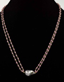 Pink quartz and gray baroque pearl necklace