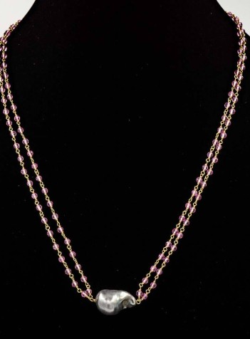 Pink quartz and gray baroque pearl necklace