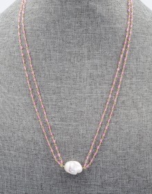 Pink Quartz and white baroque pearl necklace